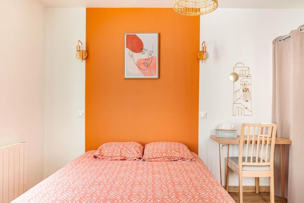 Maison Tourangelle Chic & Cosy Avec Cour ตูร์ ภายนอก รูปภาพ